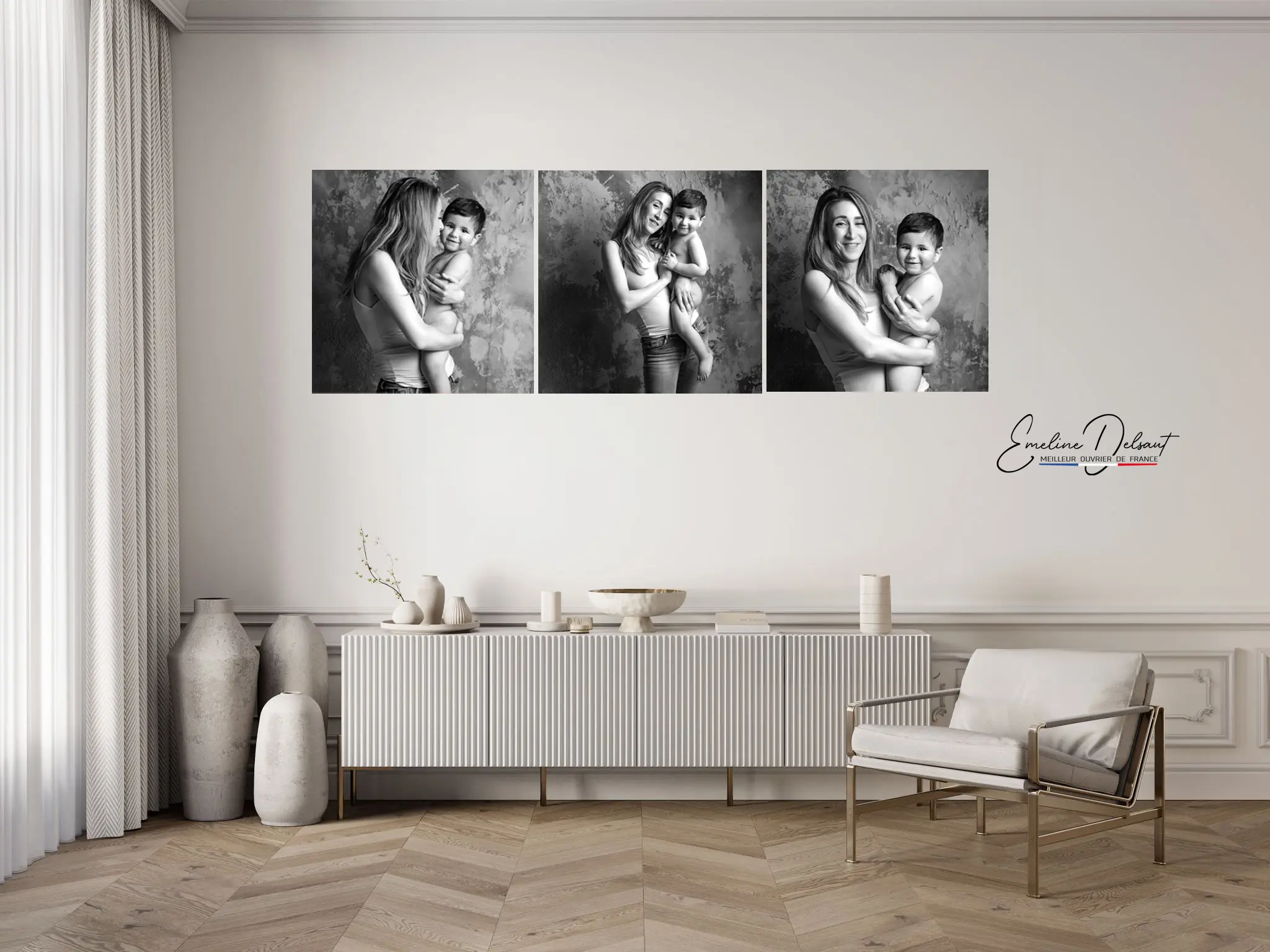 Présentation de tableau photo "maman et moi" en situation chez un client du Studio END
